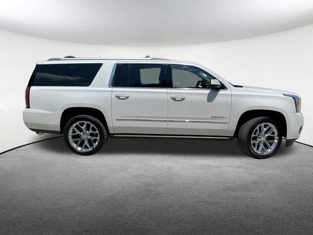 Used 2018 GMC Yukon XL Denali w/ Denali Ultimate Package AWD/4WD image 17