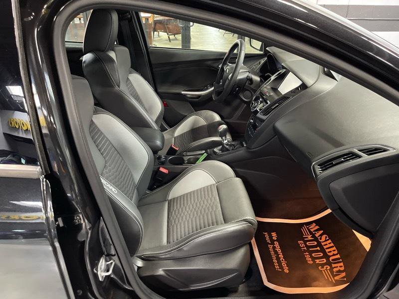 Used 2013 Ford Focus ST image 38