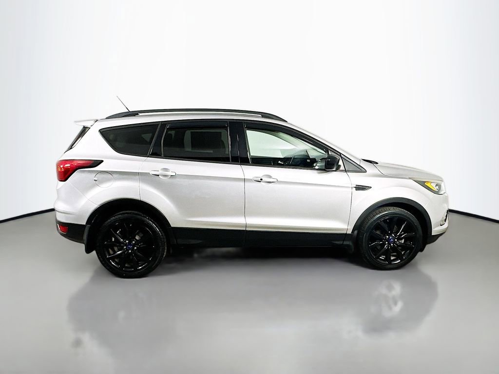 Used 2019 Ford Escape SE FWD image 7