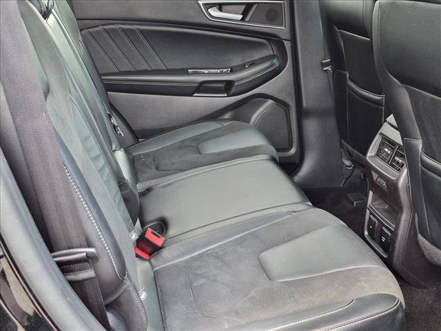 Used 2016 Ford Edge Sport w/ Equipment Group 401A AWD/4WD image 17