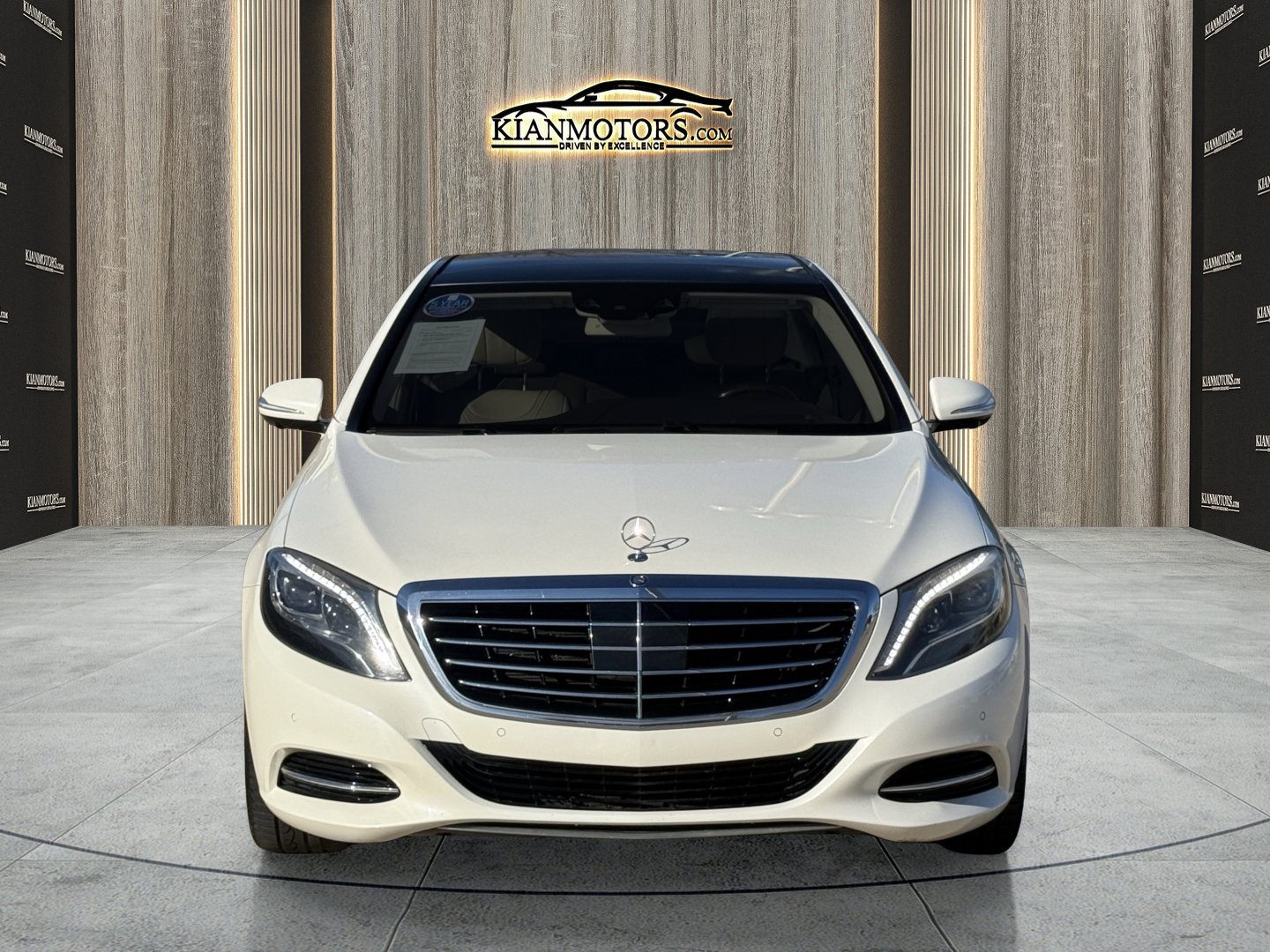 Used 2015 Mercedes-Benz S 550 Sedan w/ Premium 1 Package image 2