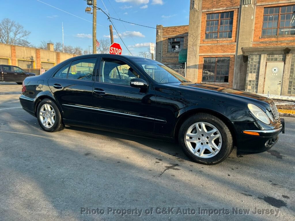 Used 2006 Mercedes-Benz E 320 CDI Sedan image 7