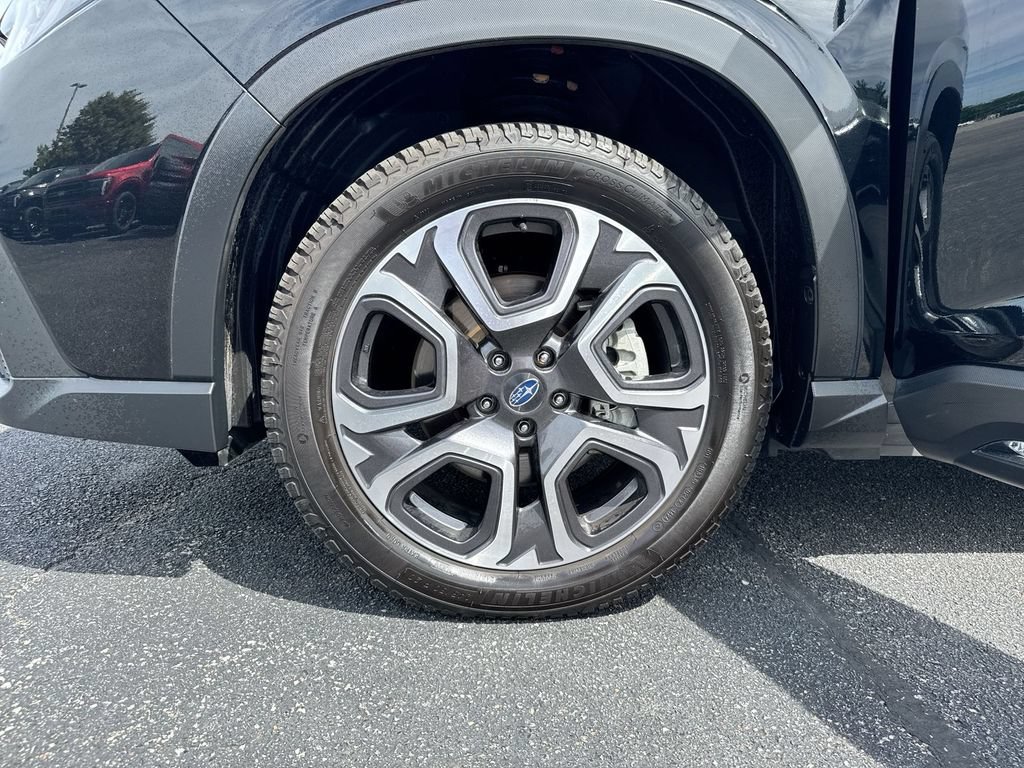 Used 2024 Subaru Ascent Limited w/ Technology Package AWD/4WD image 29