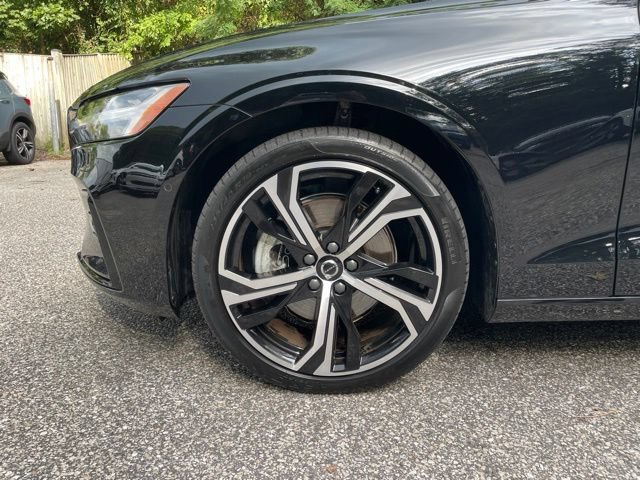 Certified 2024 Volvo S60 B5 Plus w/ Climate Package FWD image 25