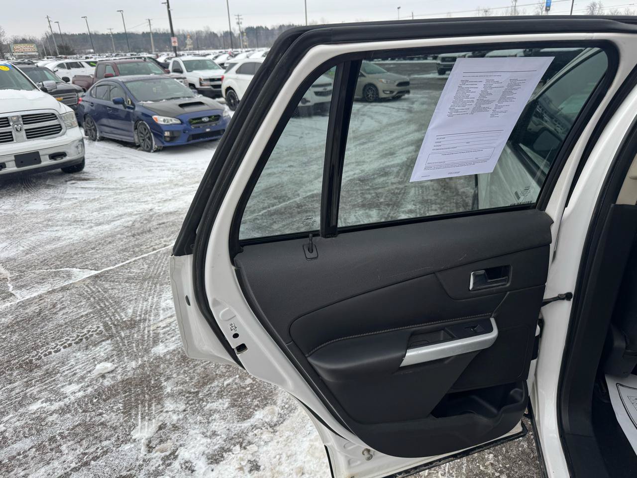 Used 2013 Ford Edge SEL FWD image 13