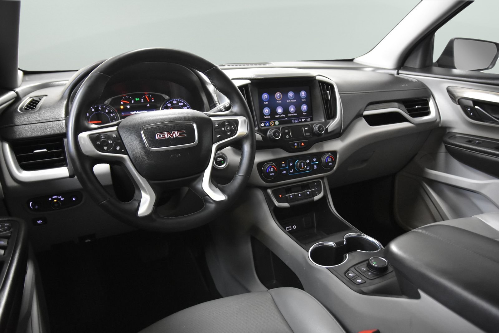 Used 2023 GMC Terrain SLT FWD image 32