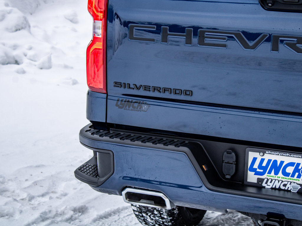 Used 2023 Chevrolet Silverado 1500 RST image 14