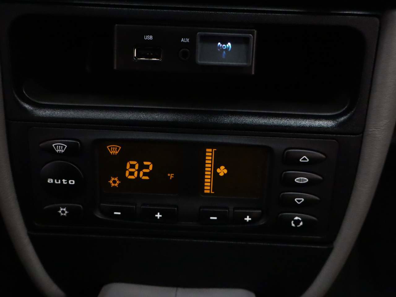 Used 2003 Porsche 911 Carrera image 11