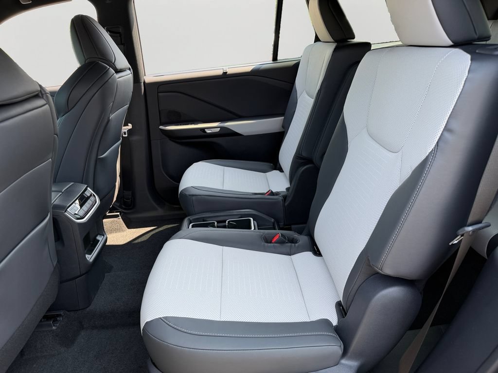 New 2026 Lexus TX 500h AWD image 9