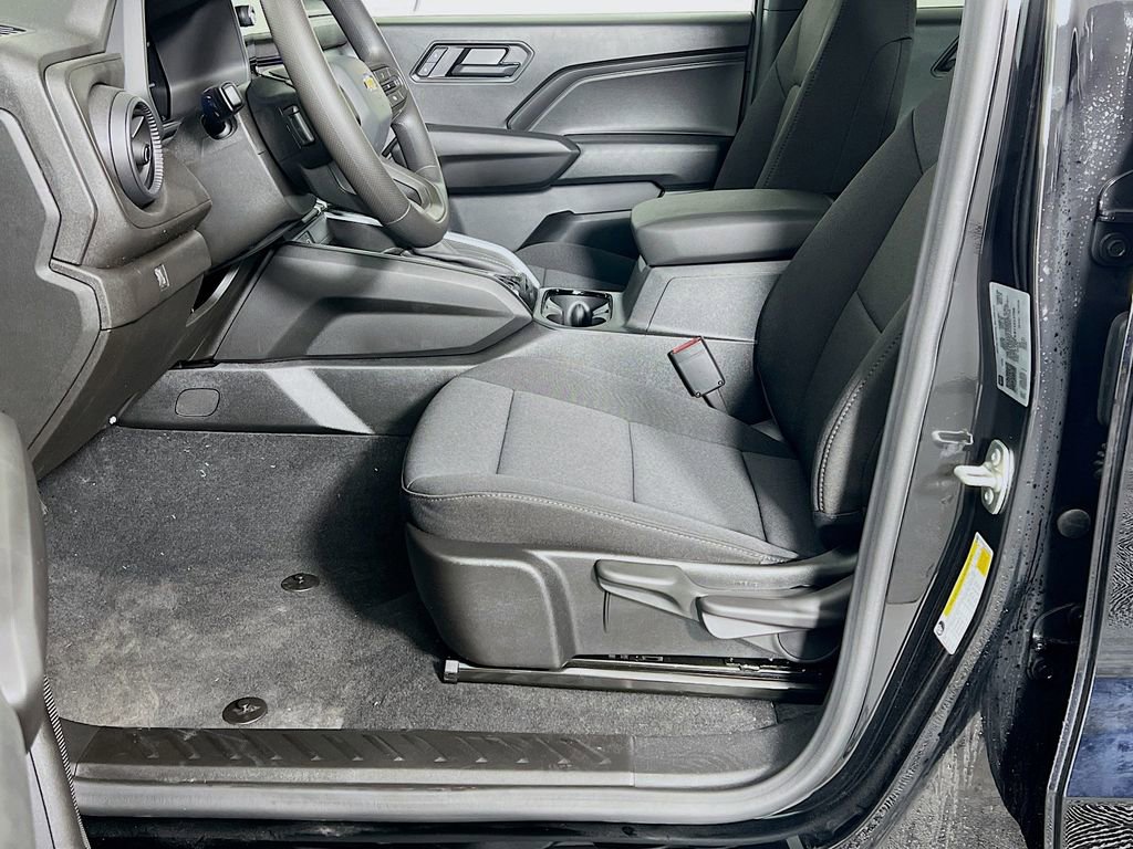 New 2026 Chevrolet Colorado W/T image 33