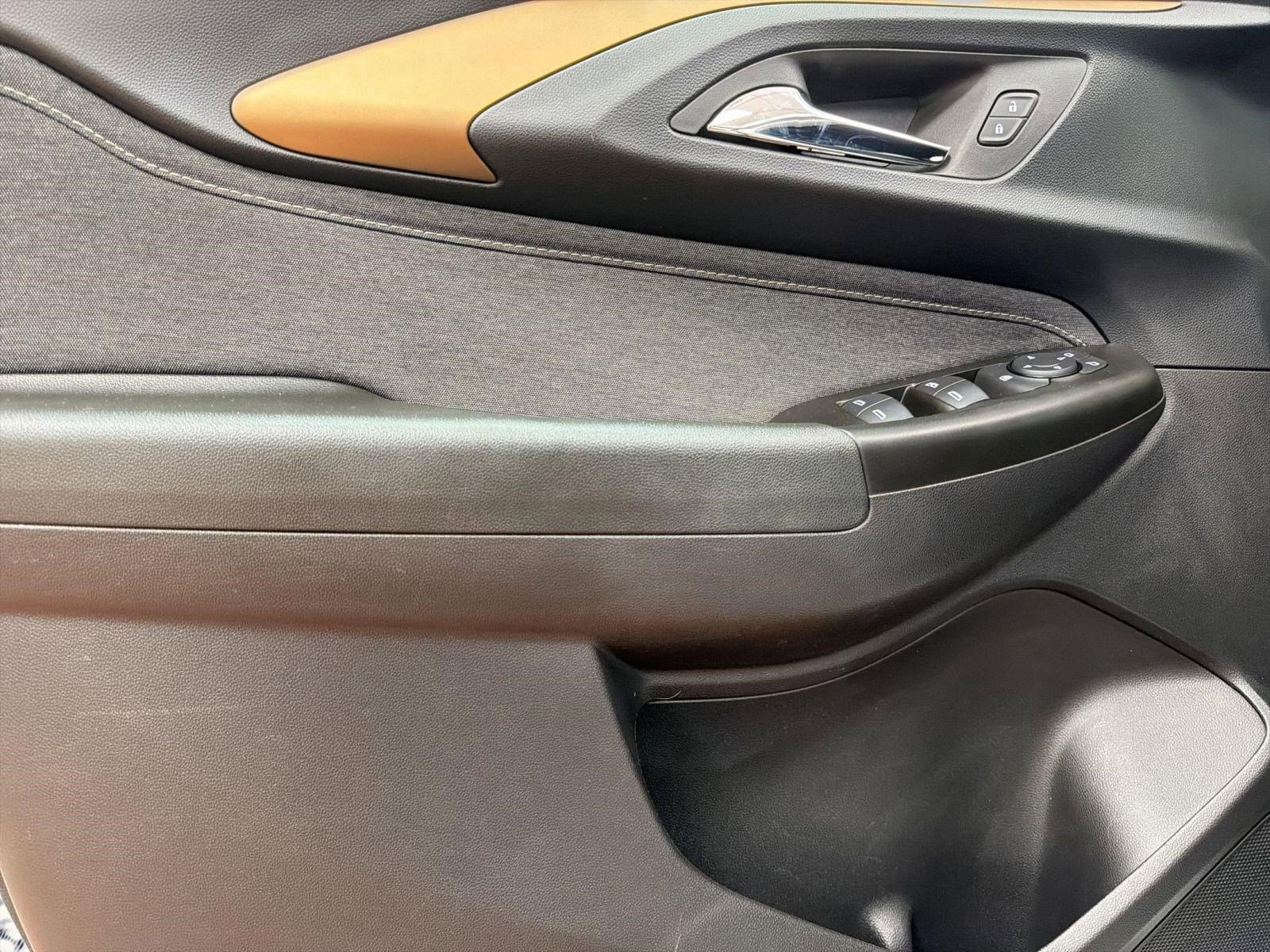 Used 2023 Chevrolet TrailBlazer ACTIV FWD image 12