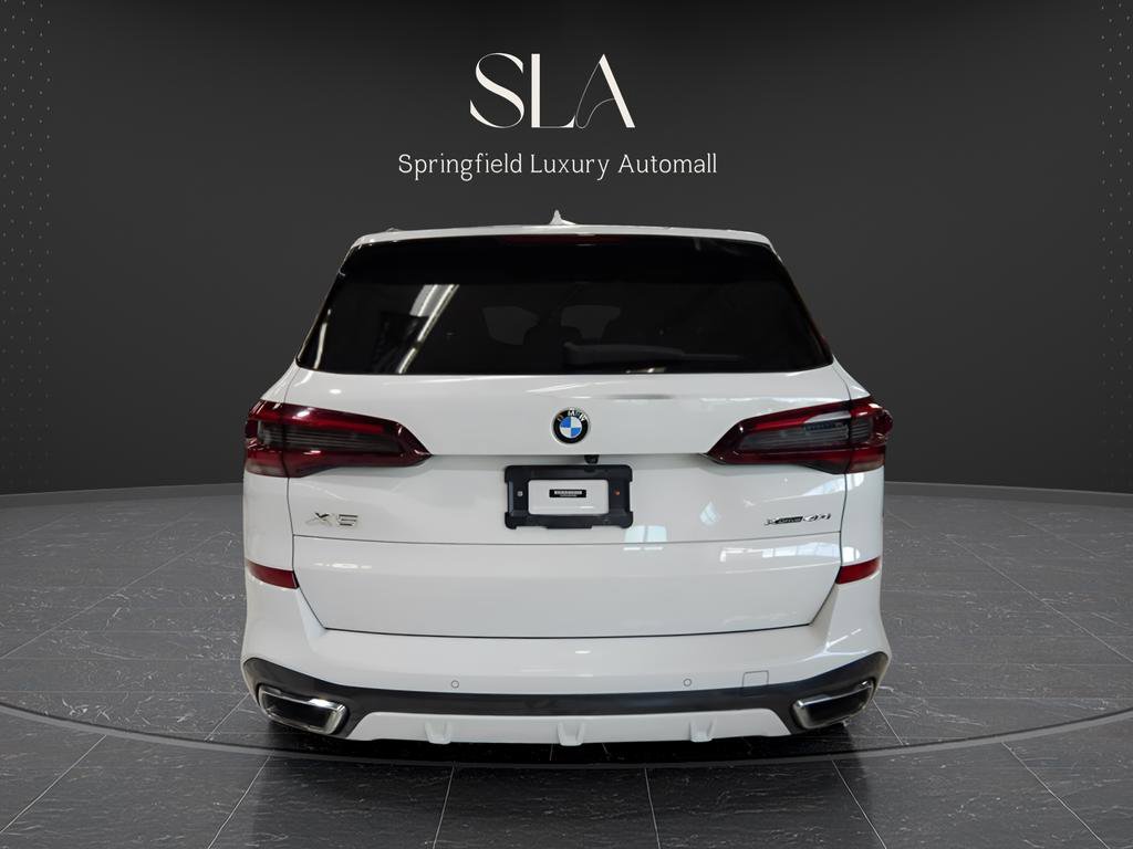 Used 2021 BMW X5 xDrive40i w/ M Sport Package image 6
