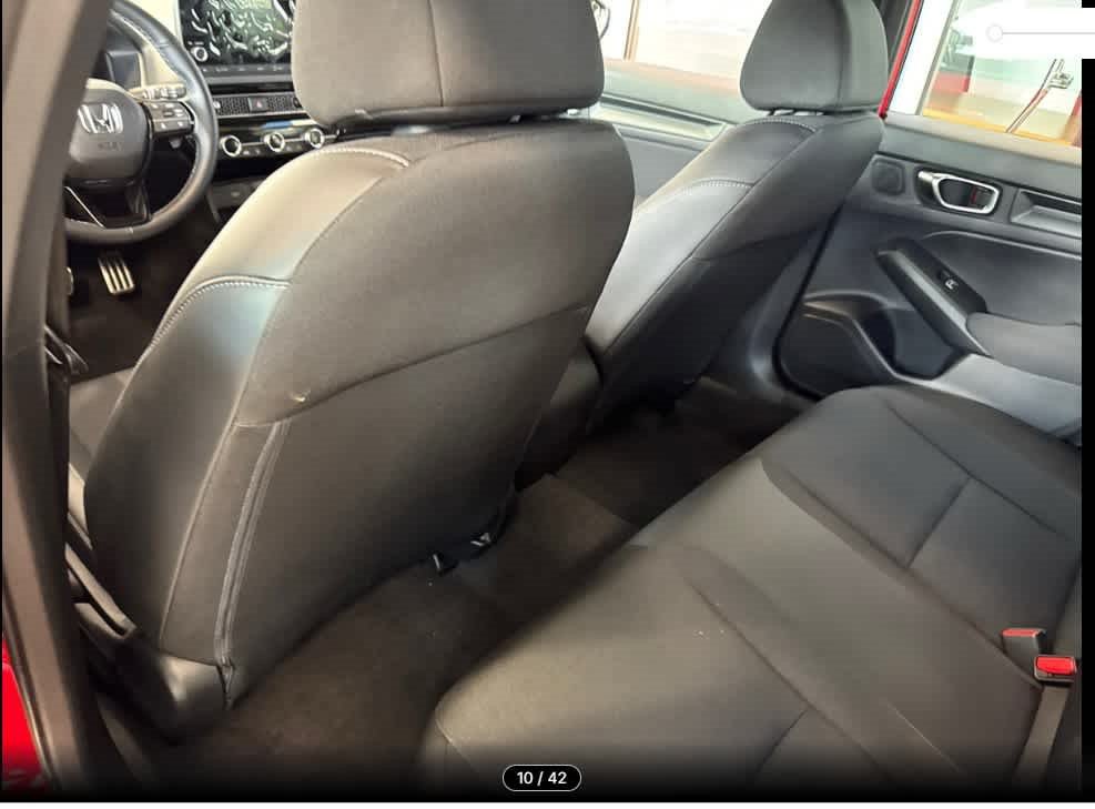 Used 2025 Honda Civic Sport image 2