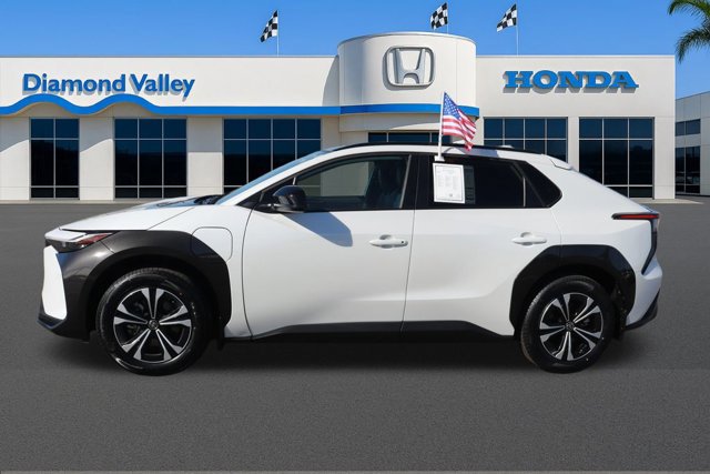 Used 2023 Toyota bZ4X XLE image 7