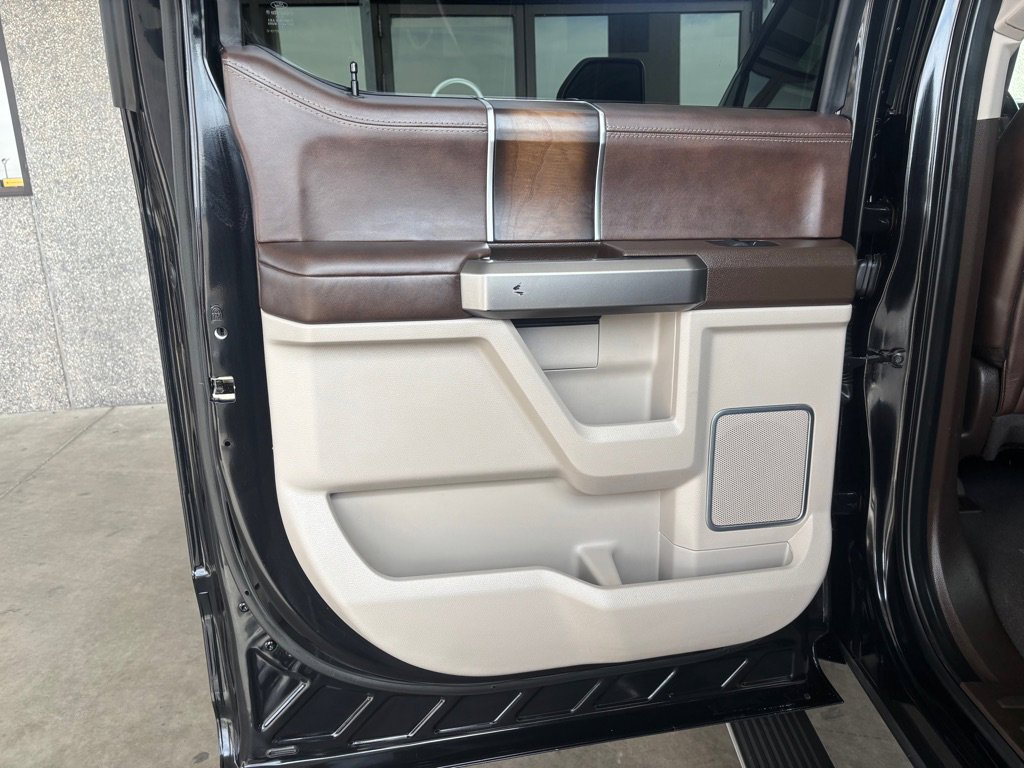 Used 2019 Ford F250 Limited AWD/4WD image 33