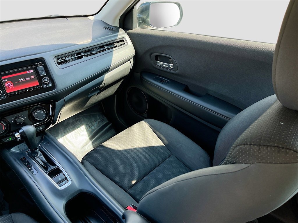 Used 2021 Honda HR-V LX image 21