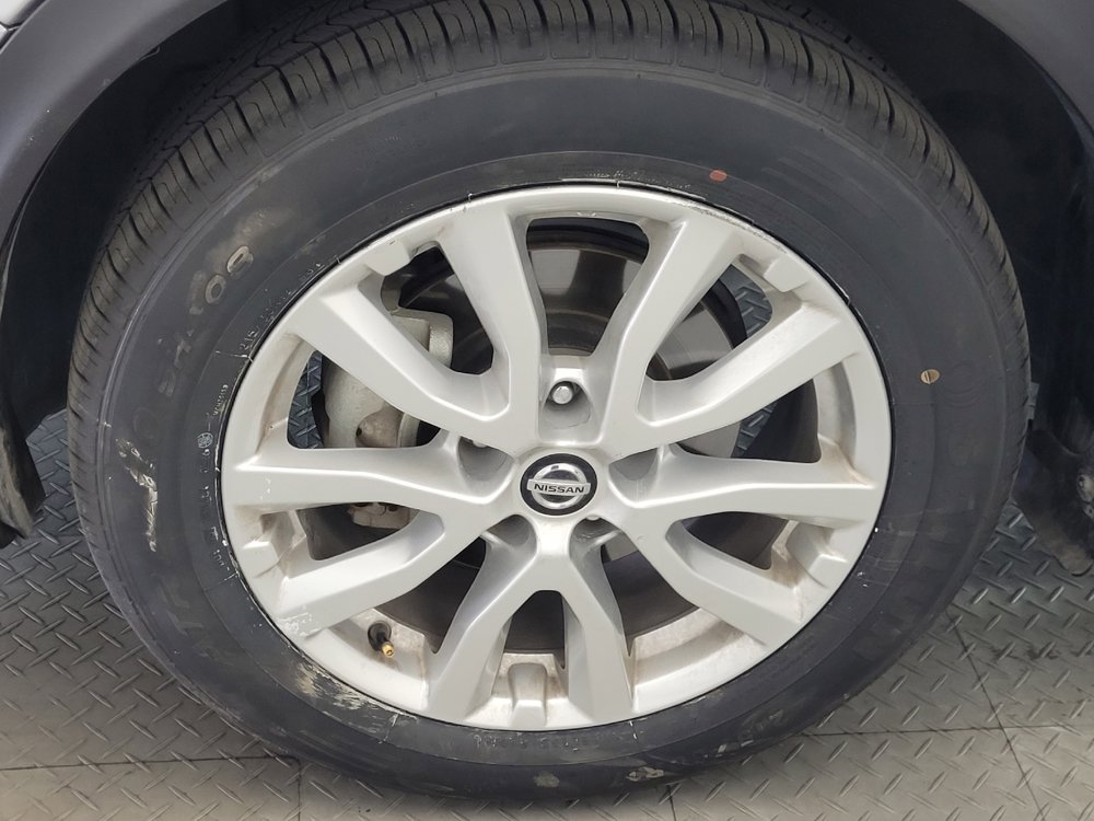 Used 2022 Nissan Rogue Sport SV w/ Technology Package FWD image 31