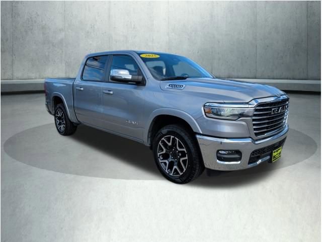 Used 2025 RAM 1500 Laramie image 9