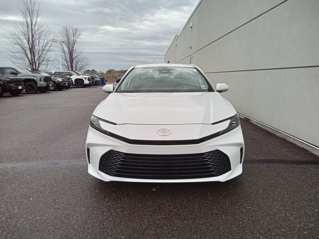 Certified 2025 Toyota Camry LE image 4