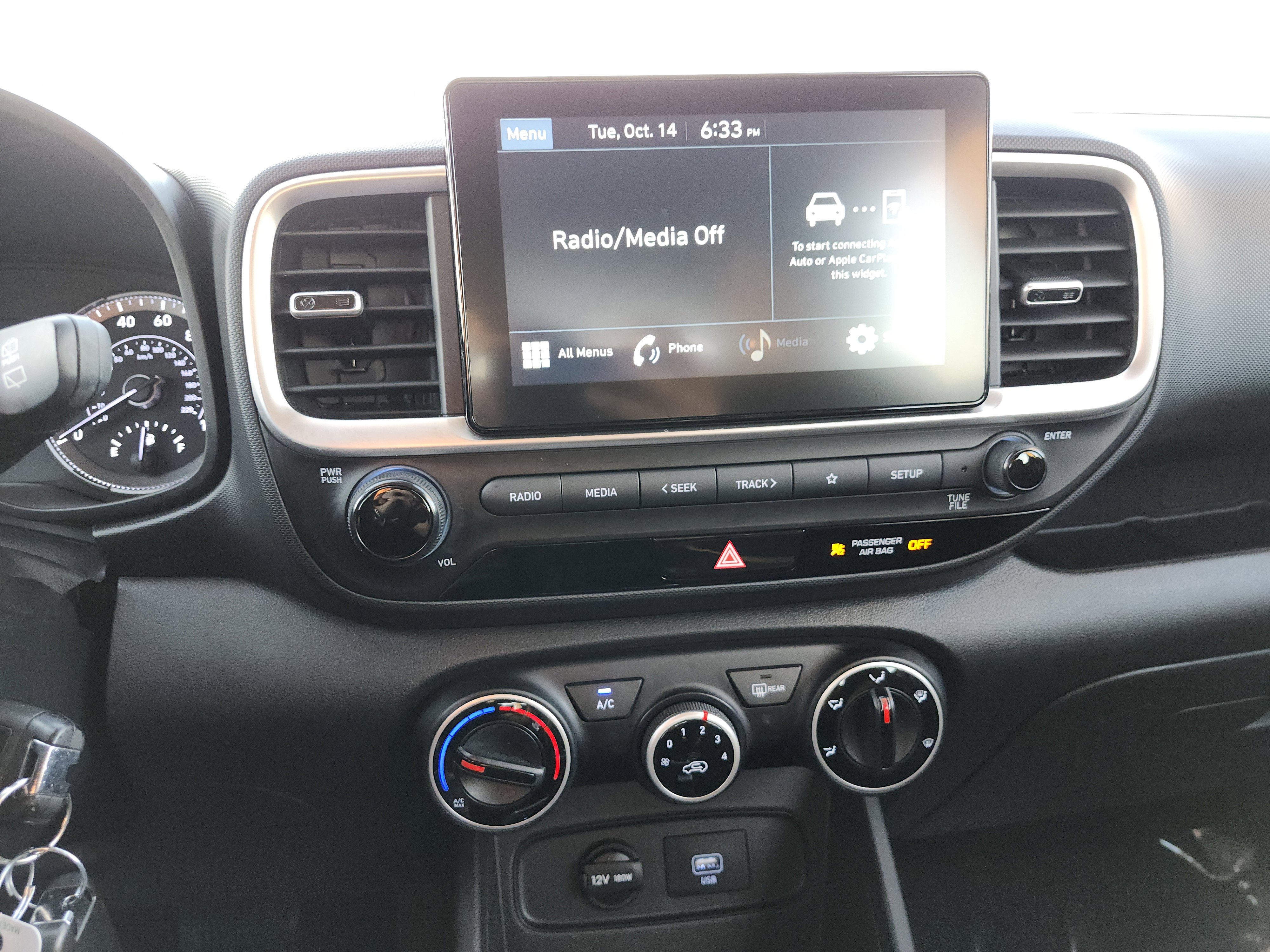 Used 2021 Hyundai Venue SE image 20