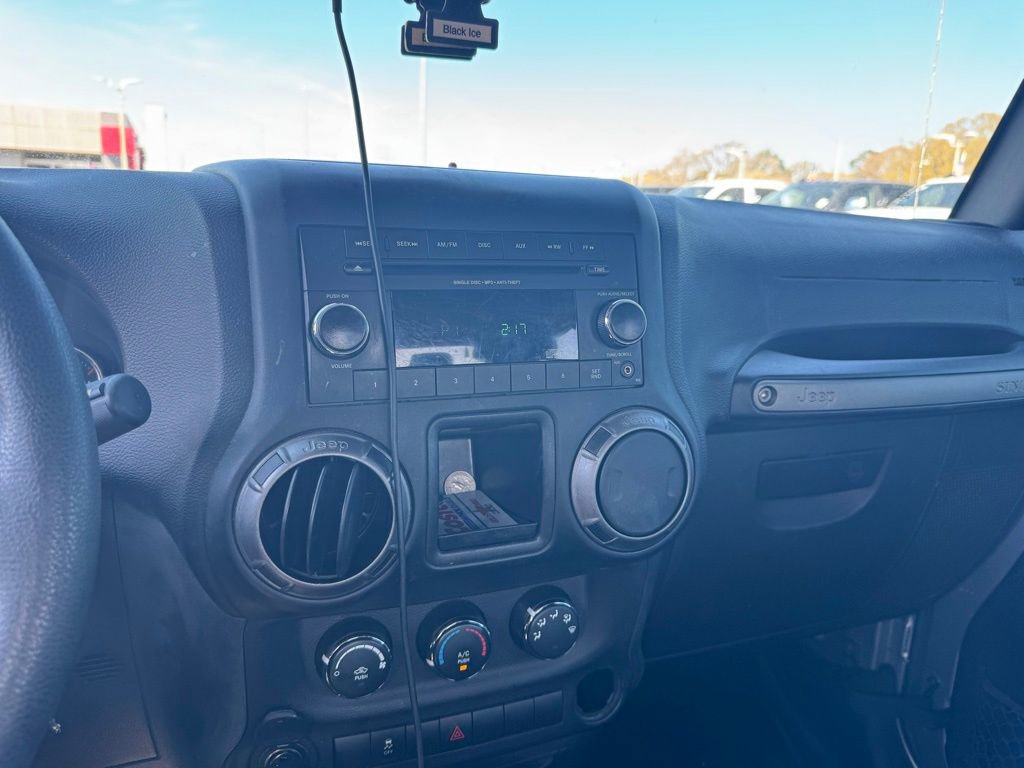 Used 2018 Jeep Wrangler Sport AWD/4WD image 19