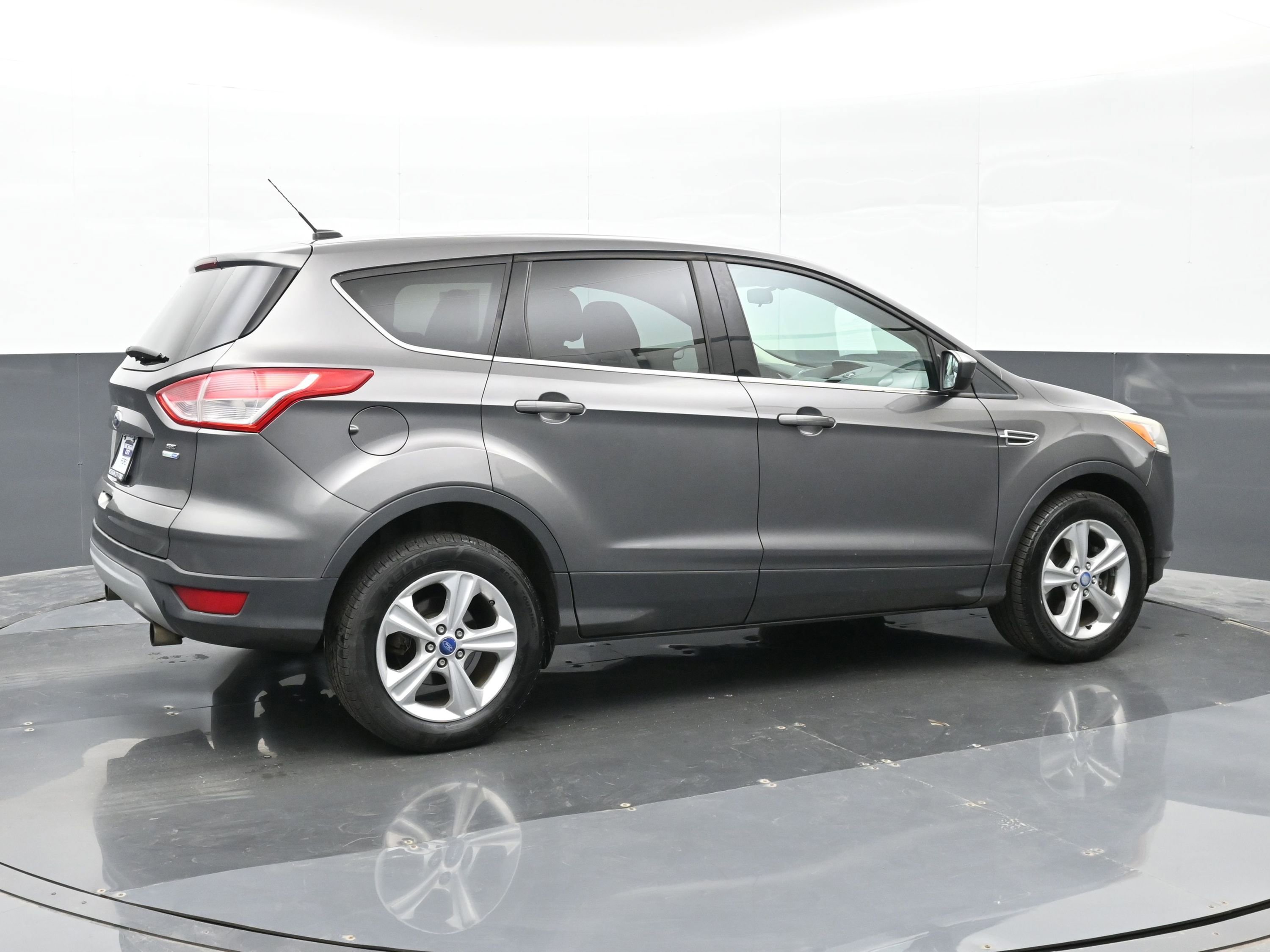 Used 2013 Ford Escape SE image 4