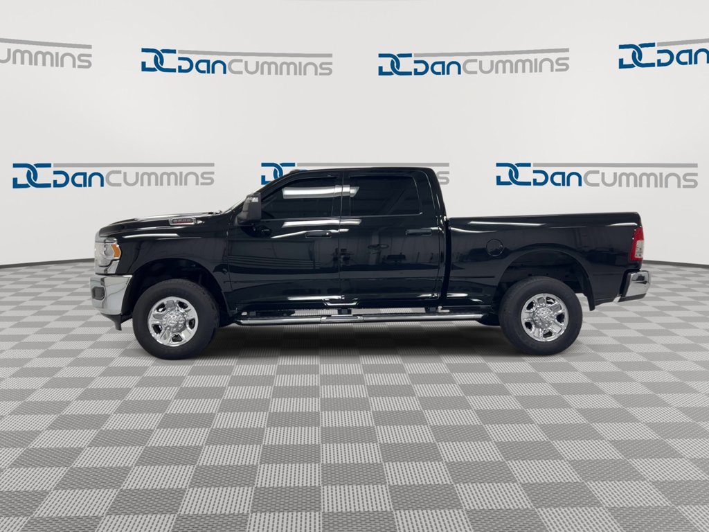 Used 2024 RAM 2500 Tradesman w/ Chrome Appearance Group AWD/4WD image 5