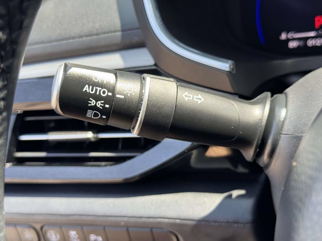 Certified 2023 Acura MDX SH-AWD w/ Technology Package image 23