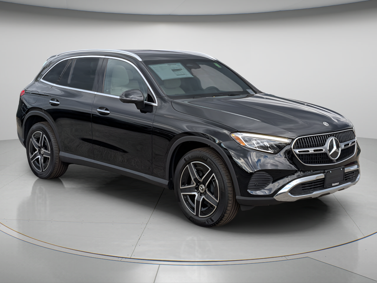 New 2027 Mercedes-Benz GLC 300 image 1