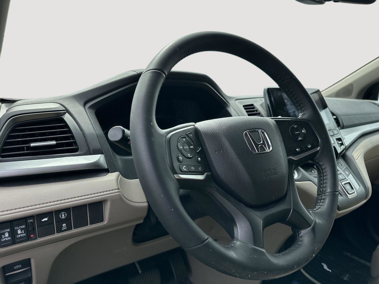 Used 2023 Honda Odyssey EX-L image 11
