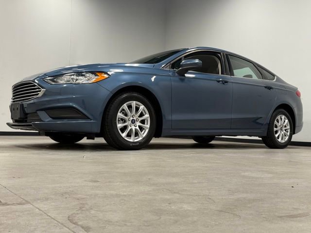 Used 2018 Ford Fusion S image 5