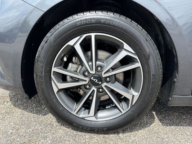 Used 2022 Kia Forte LXS FWD image 10