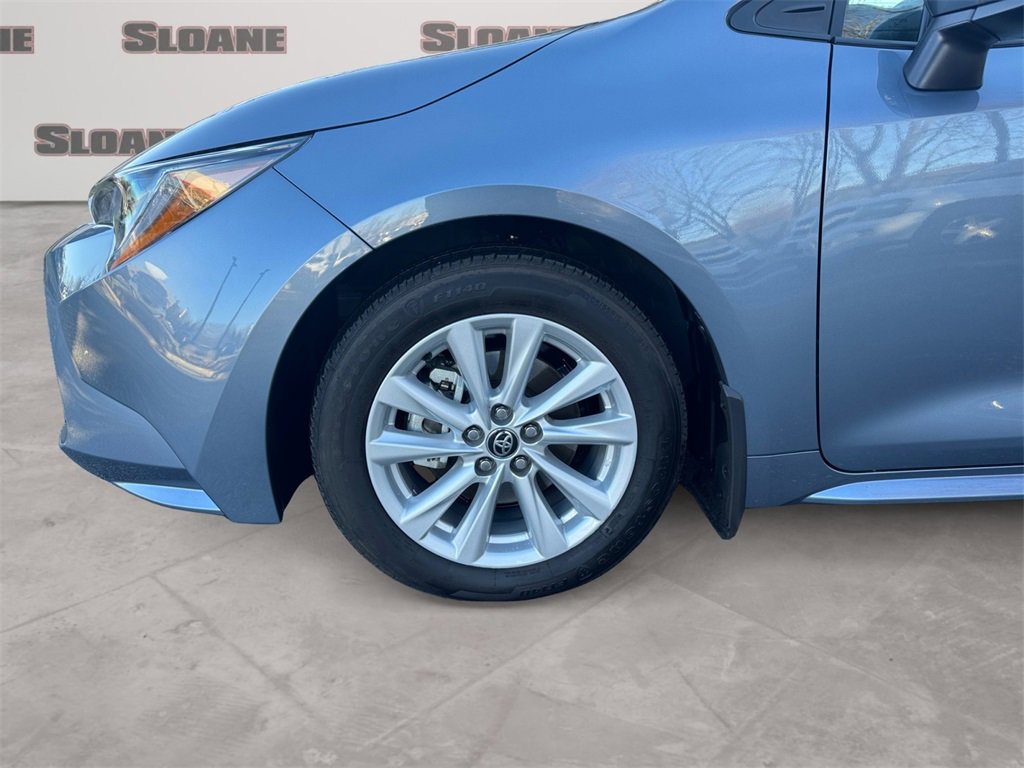 Used 2025 Toyota Corolla LE image 14