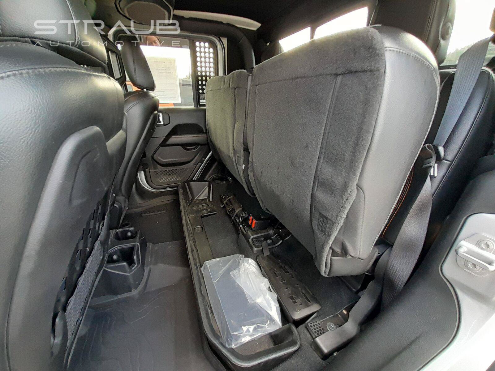 Used 2022 Jeep Gladiator Mojave w/ Cold Weather Group AWD/4WD image 45