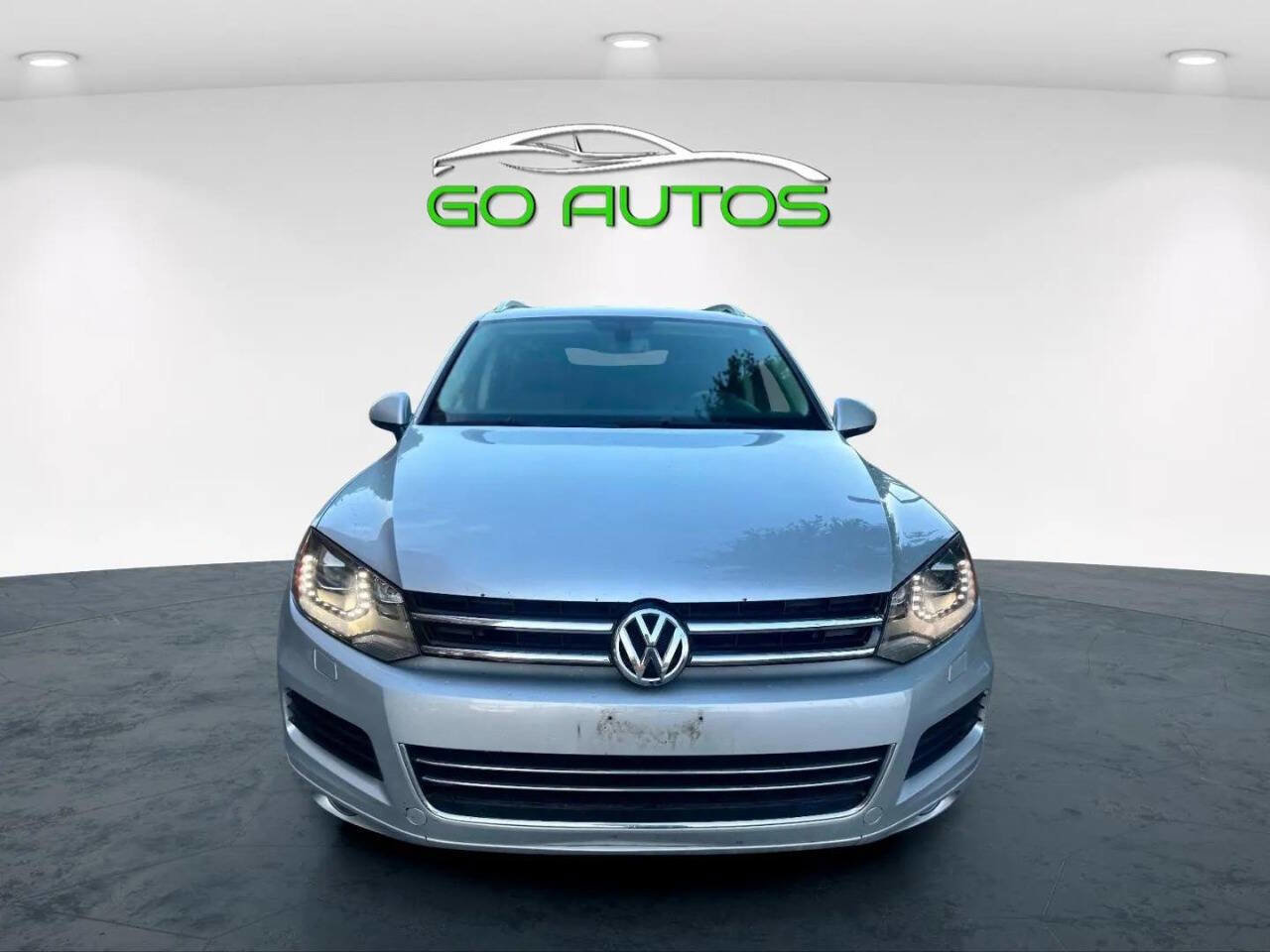 Used 2012 Volkswagen Touareg VR6 image 8