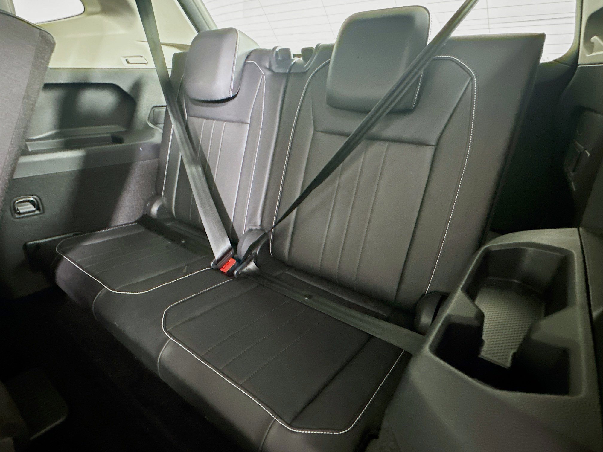 Used 2022 Volkswagen Tiguan SE image 27