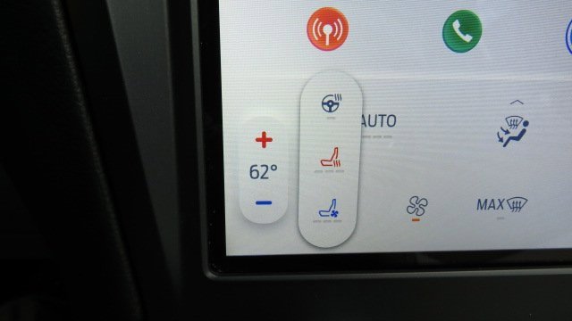 Certified 2022 Ford Edge Titanium w/ Equipment Group 301A image 20