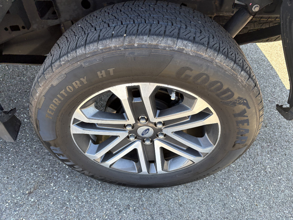 Used 2023 Ford F150 XL w/ STX Appearance Package image 10