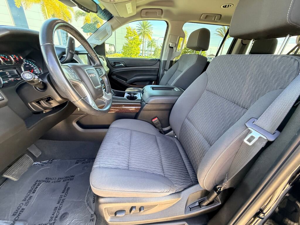 Used 2019 GMC Yukon XL SLE w/ Convenience Package image 5