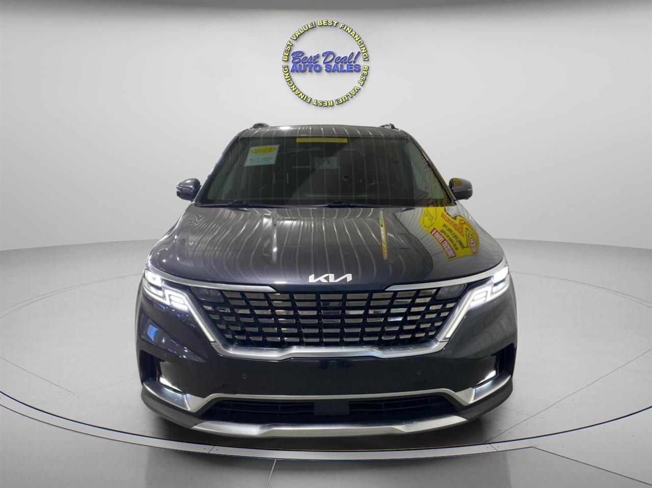 Used 2022 Kia Carnival SX Prestige image 8