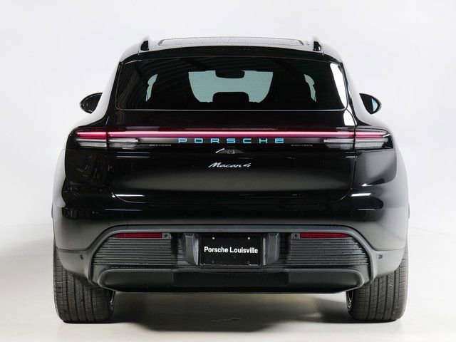 New 2025 Porsche Macan 4 Electric image 10