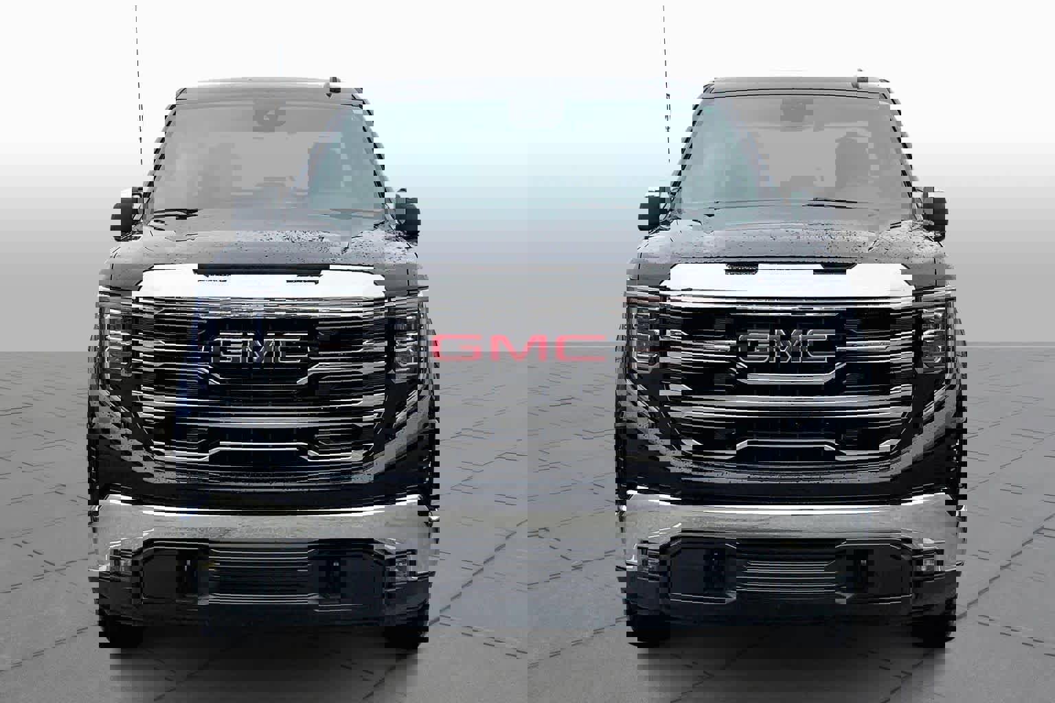 Used 2025 GMC Sierra 1500 SLT image 3