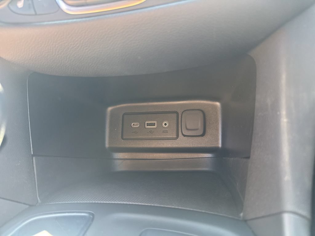 Used 2024 Chevrolet Equinox LT FWD image 25