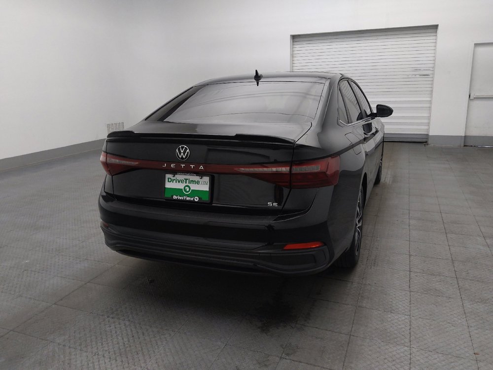 Used 2025 Volkswagen Jetta SE image 7