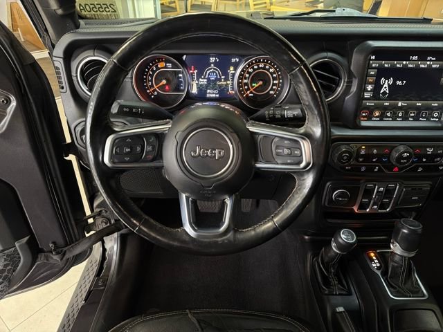 Used 2020 Jeep Wrangler Unlimited Sahara image 15
