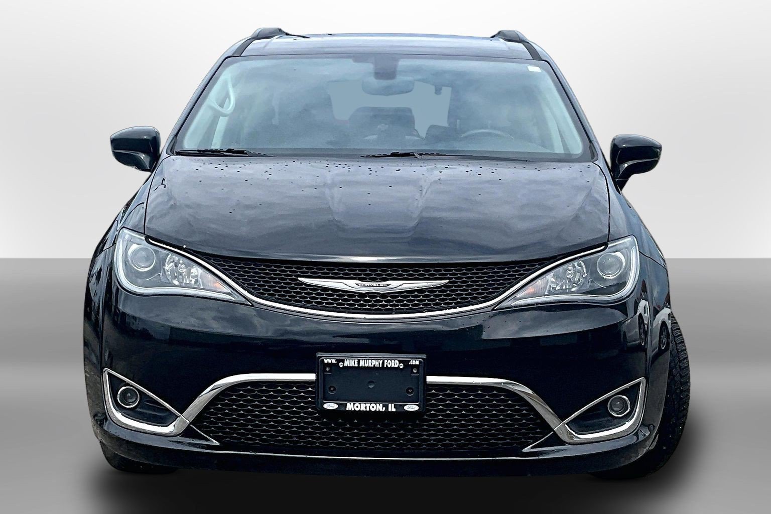 Used 2017 Chrysler Pacifica Touring-L FWD image 3