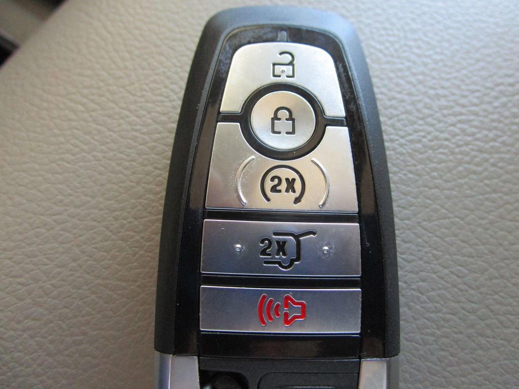 Used 2021 Ford Expedition XLT RWD image 45