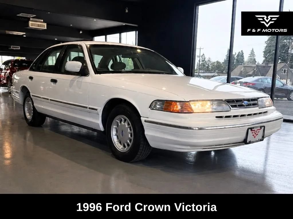 Used 1996 Ford Crown Victoria LX RWD image 1