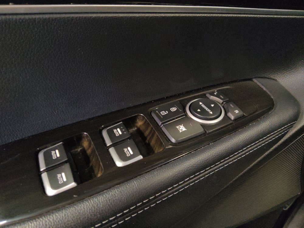 Used 2019 Kia Sorento FWD V6 image 27