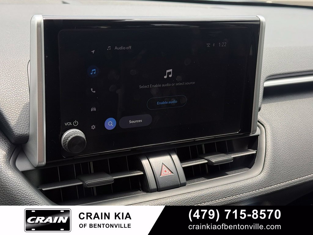 Used 2025 Toyota RAV4 LE AWD/4WD image 15